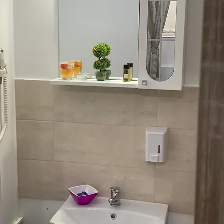 Plaja Modern Black Sea *