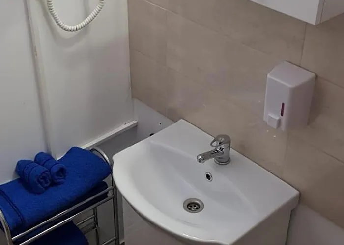 Plaja Modern Black Sea