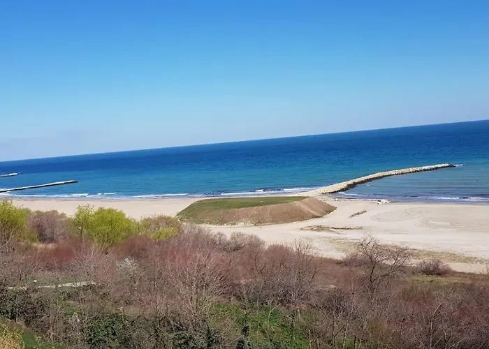 Plaja Modern Black Sea アパート コンスタンツァ