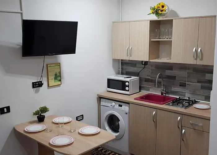 Plaja Modern Black Sea *